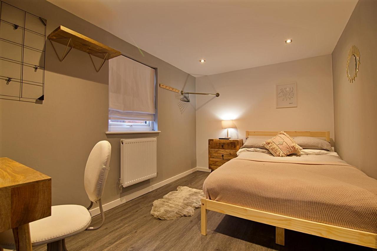 Scotforth Road- Boutique Rooms In Lancaster City Townhouse Ленчестър Екстериор снимка